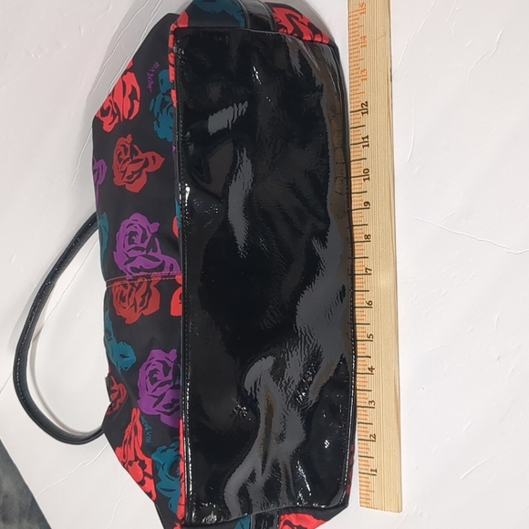 Betsey Johnson Floral black purse red 🌹 - Picture 7 of 9